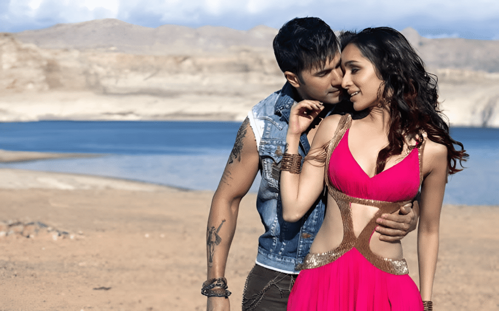 Varun Dhawan and Shraddha Kapoor performing in ABCD 2